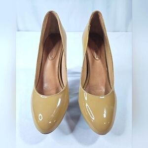 Corso Como Tan Patent Leather Heels Size 6.5